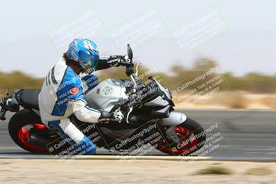 media/Apr-10-2022-SoCal Trackdays (Sun) [[f104b12566]]/Turn 3 Inside (1150am)/